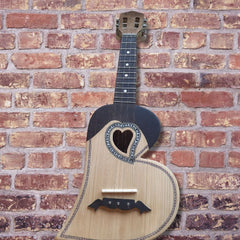 Cavaquinho 1/2 tampo B de Braga - Construção Artesanal